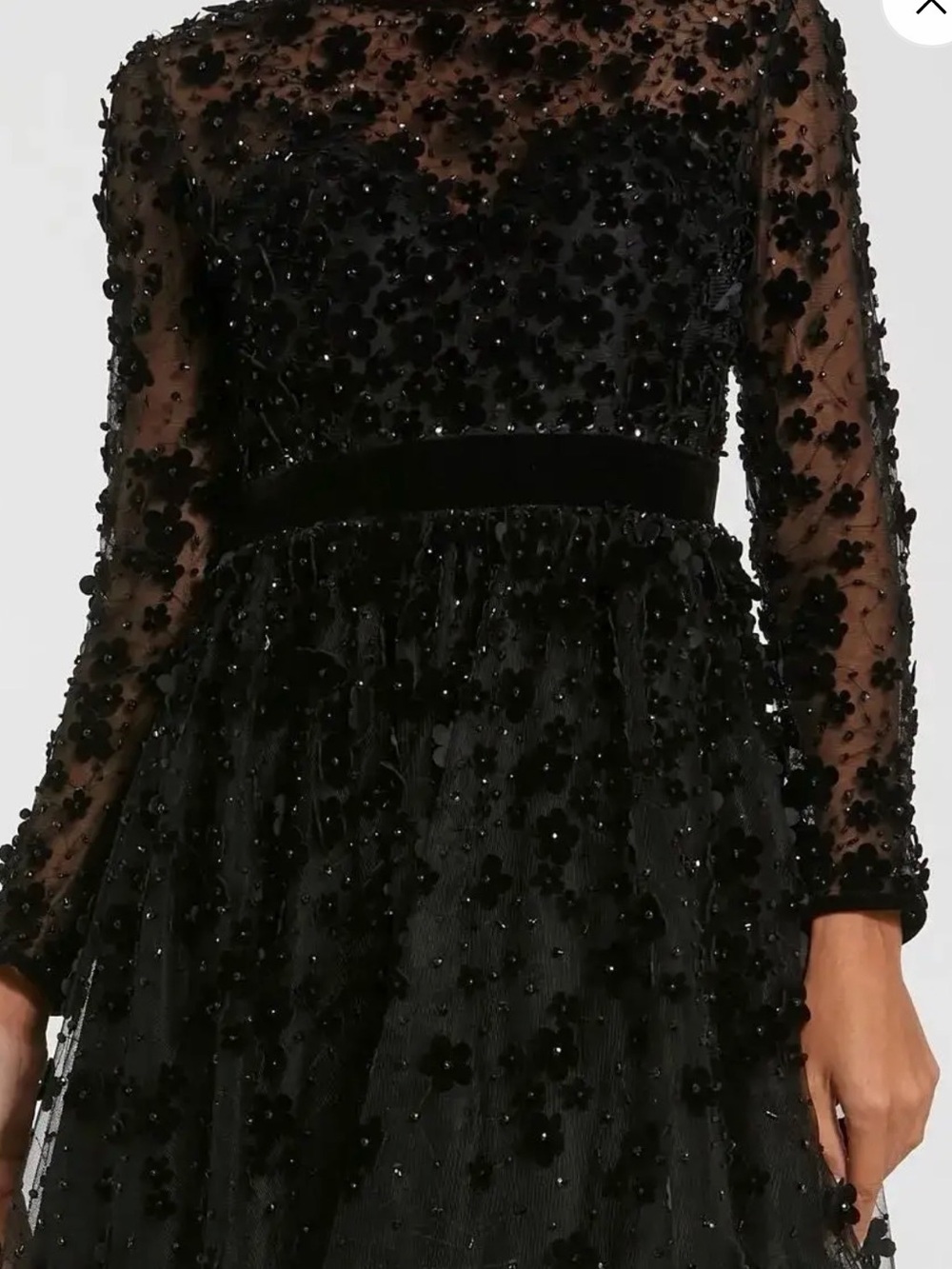 Mac Duggal (157) appliqué black embellished long sleeve dress size 12